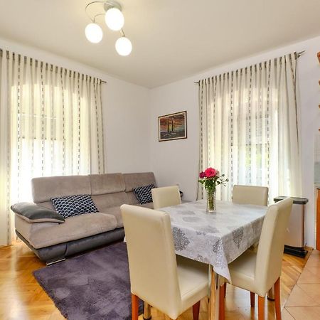 Snjezana Apartment Mali Losinj Bagian luar foto