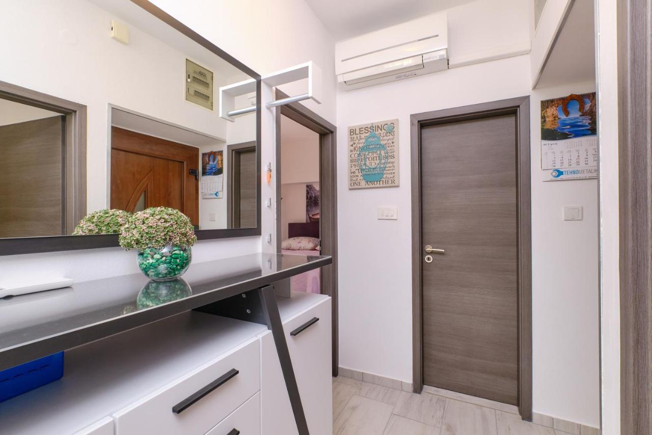 Snjezana Apartment Mali Losinj Bagian luar foto
