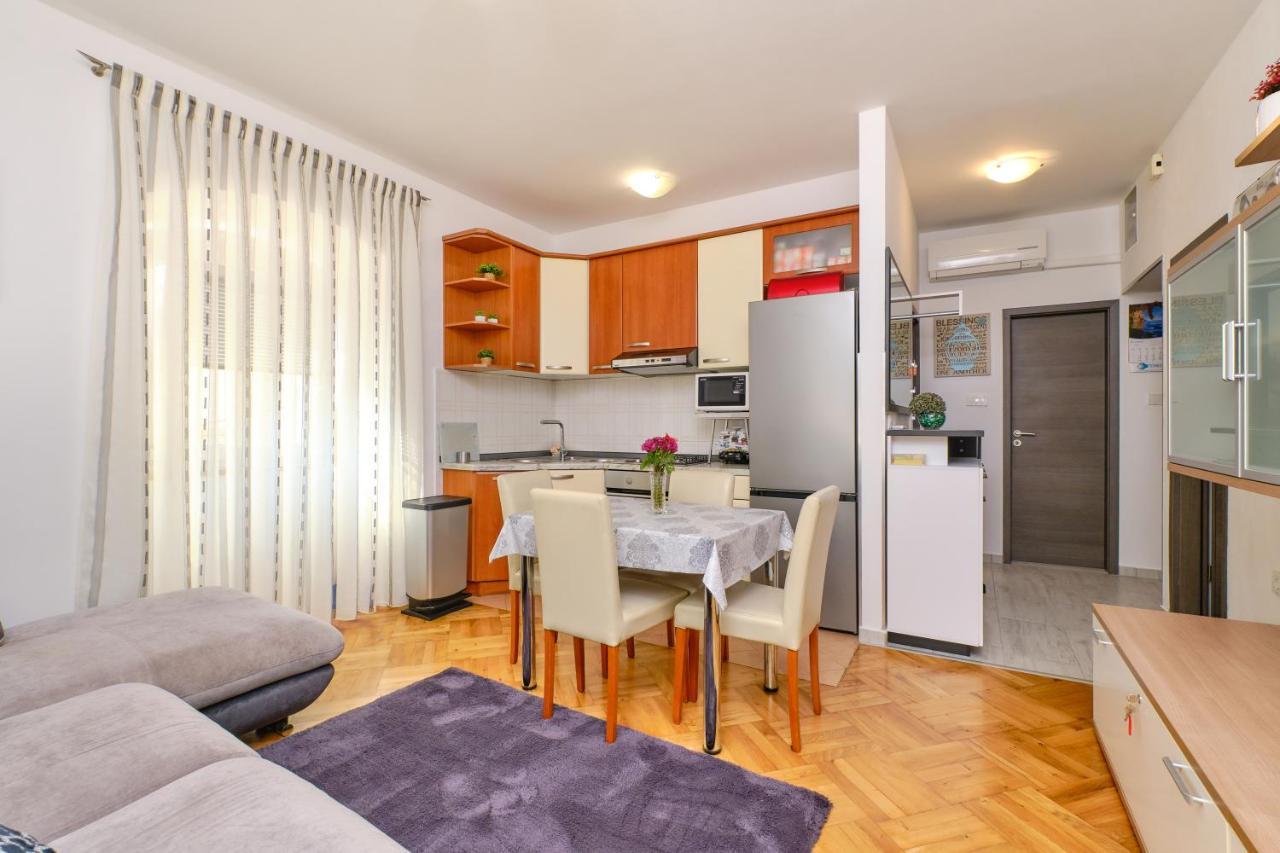Snjezana Apartment Mali Losinj Bagian luar foto